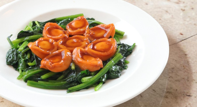 Complimentary Braised Abalone with Spinach (S)