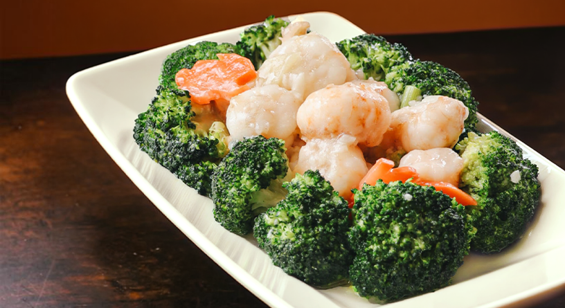 Stir-Fried Crayfish Meat with Broccoli
