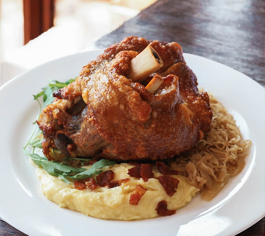Crispy Pork Knuckle (~1.4kg)